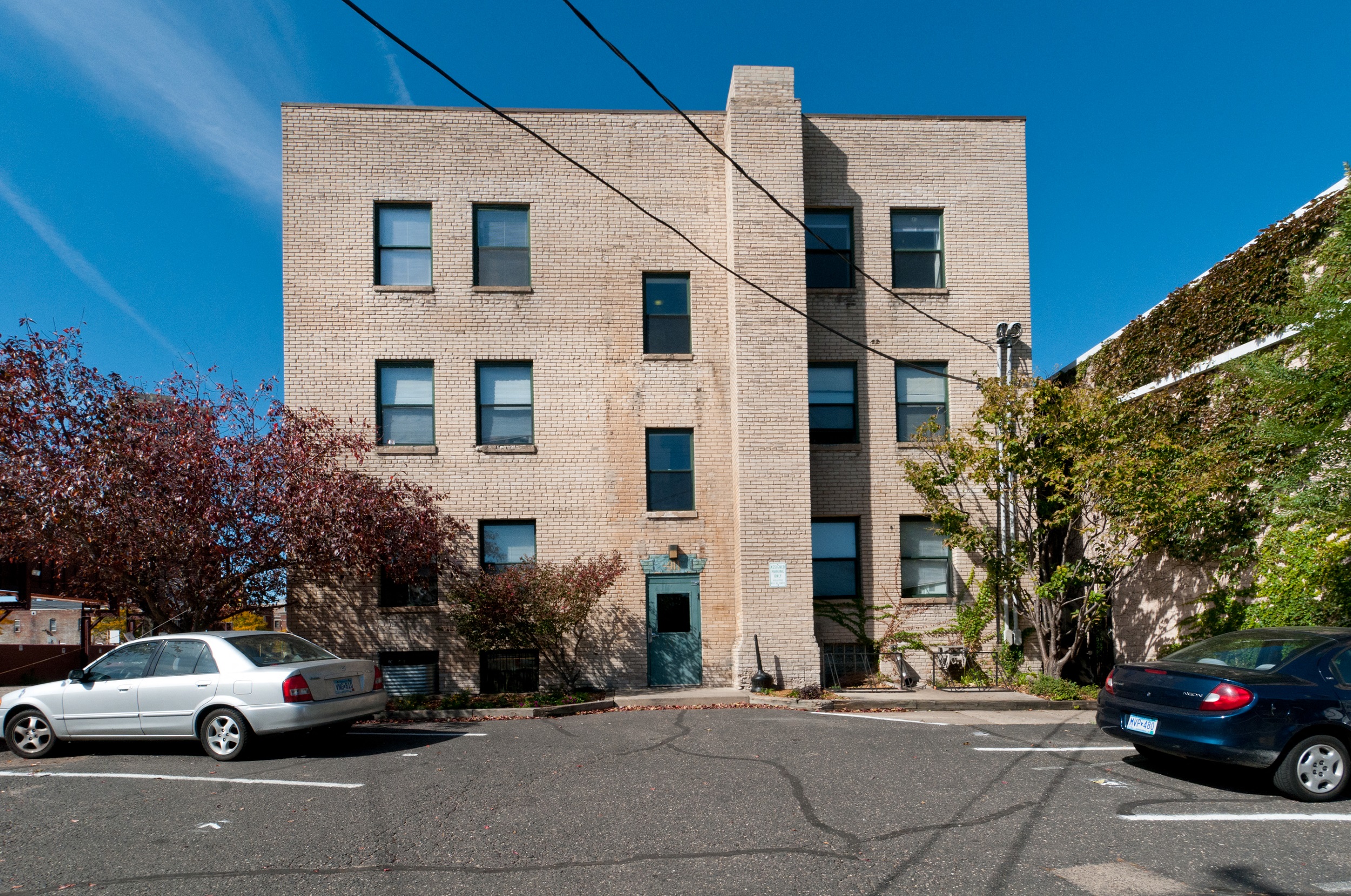 Photos and Video of The Barrington in Minneapolis, MN